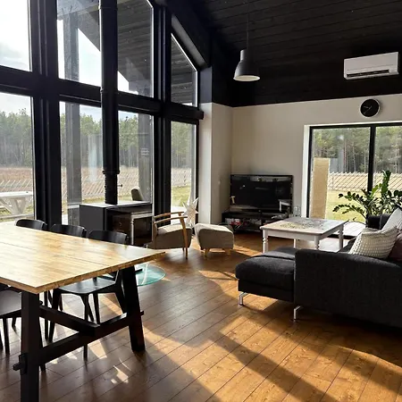 Black House Holiday home Spithami