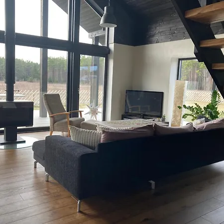 Black House Tatil Evi