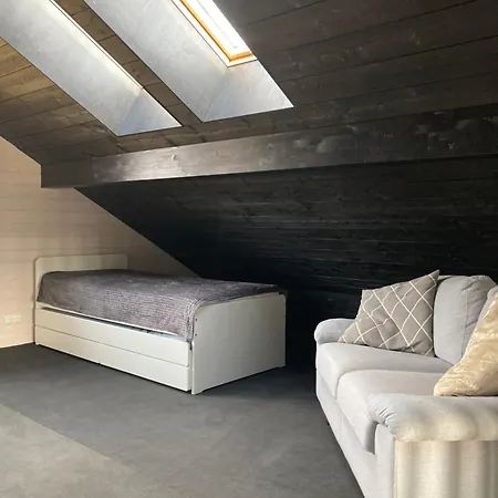 Black House * Spithami